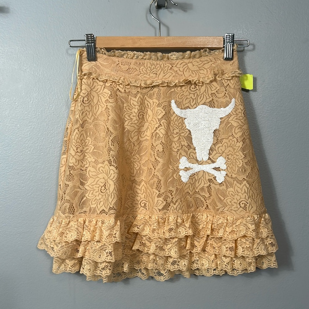 Wildfox lace mini cream ruffle skirt size small